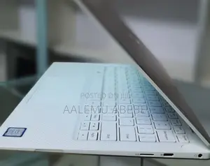 New Laptop Dell XPS 13 16GB Intel Core I7 SSD 512GB