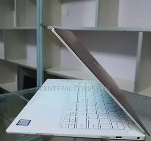 New Laptop Dell XPS 17 L701X 16GB Intel Core I7 SSD 512GB