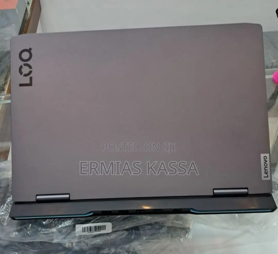 New Laptop Lenovo LOQ 15IRH8 8GB Intel Core I5 SSD 512GB