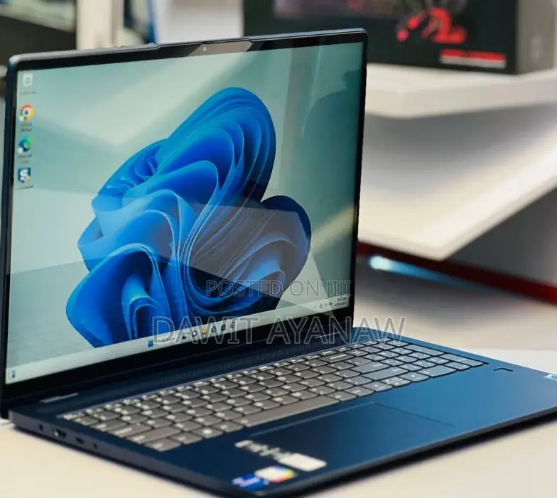 New Laptop Lenovo Flex 5 16GB Intel Core I7 SSD 512GB