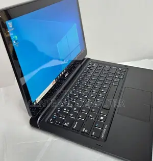 New Laptop Dell Latitude 13 7350 8GB Intel Celeron SSD 256GB