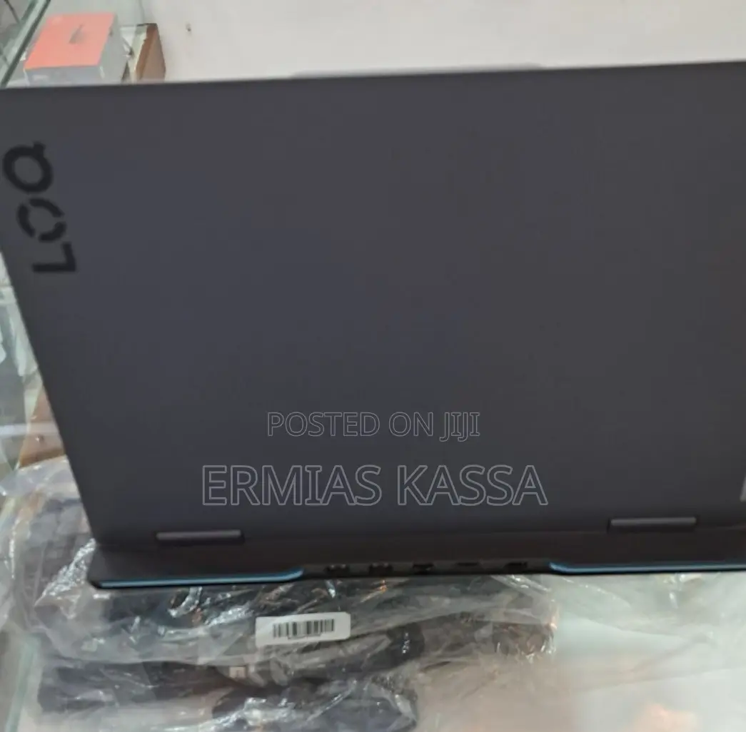 New Laptop Lenovo LOQ 15IRH8 8GB Intel Core I5 SSD 512GB