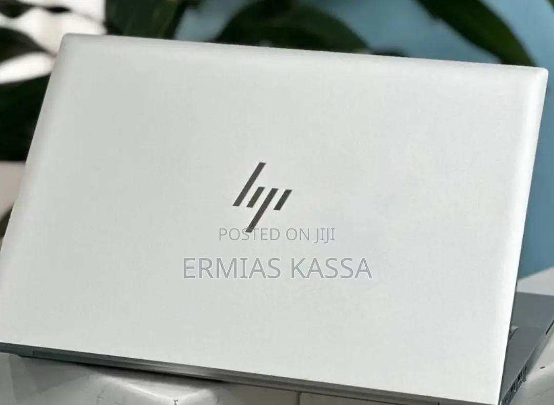New Laptop HP EliteBook 840 G8 16GB Intel Core I7 SSD 512GB