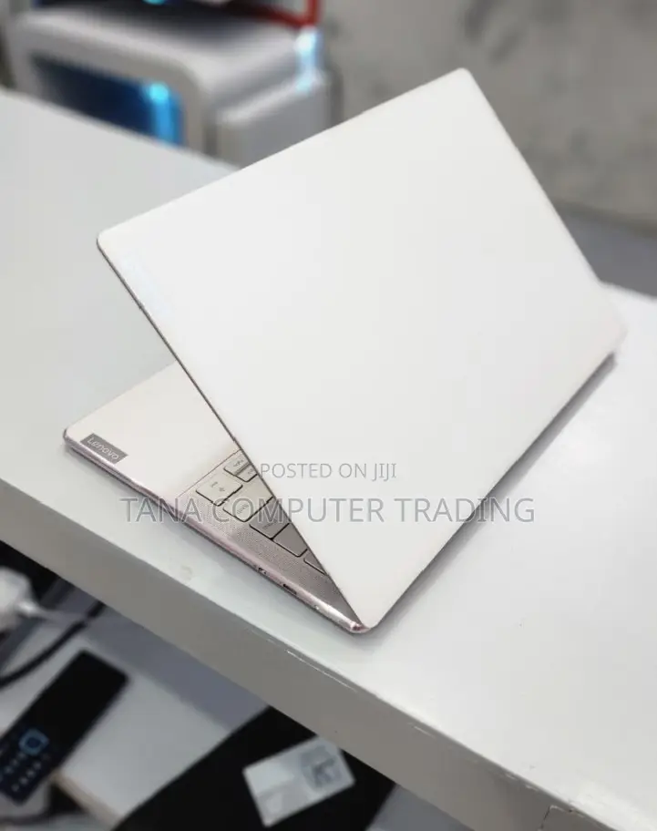 New Laptop Lenovo ThinkPad Yoga 16GB Intel Core I7 SSD 1T