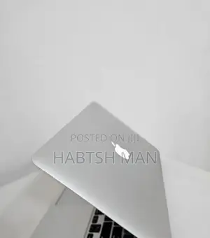 New Laptop Apple MacBook Air 2015 4GB Intel Core i5 SSD 128GB