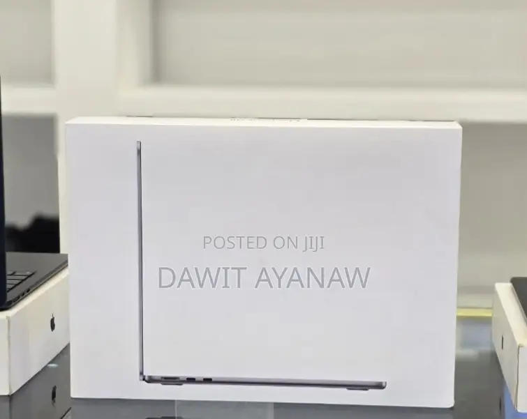 New Laptop Apple MacBook Air 2022 M2 16GB Apple M2 SSD 512GB