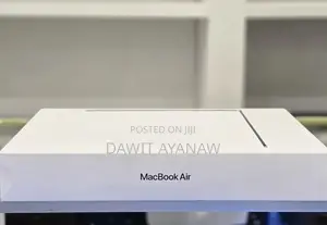 New Laptop Apple MacBook Air 2022 M2 8GB Apple M2 SSD 512GB