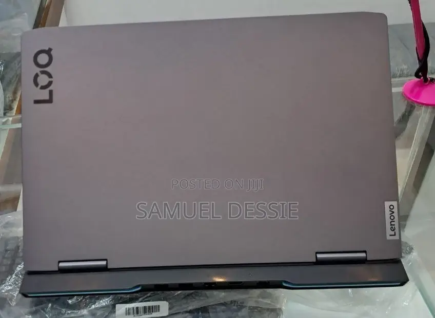 New Laptop Lenovo LOQ 15IRH8 8GB Intel Core I5 SSD 512GB