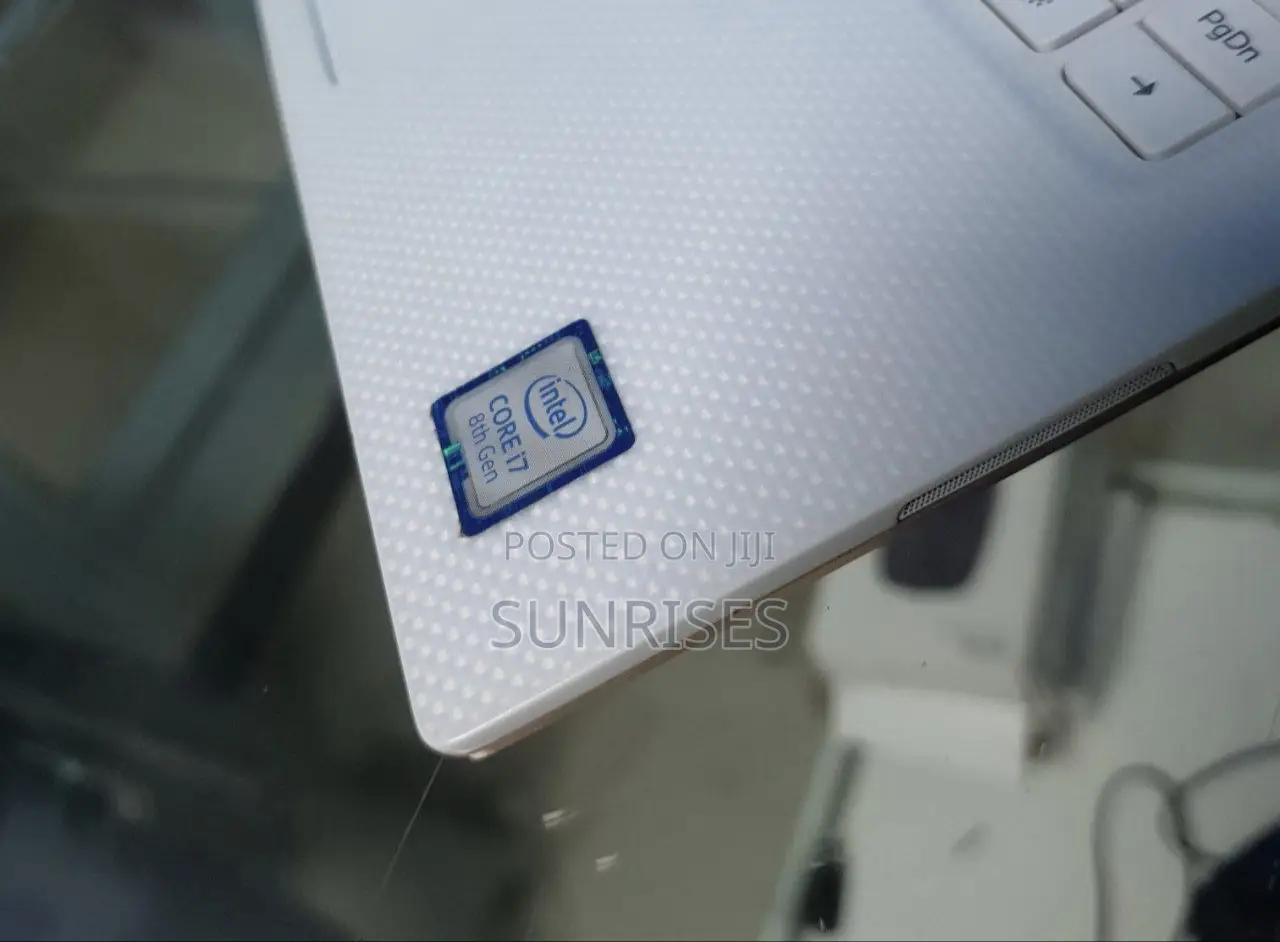 New Laptop Dell XPS 15 16GB Intel Core I7 SSD 512GB