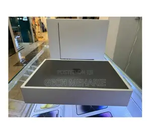 New Laptop Apple MacBook Air 2022 M2 16GB Intel Core I7 SSD 256GB