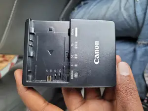Photo - Canon E6e Charger