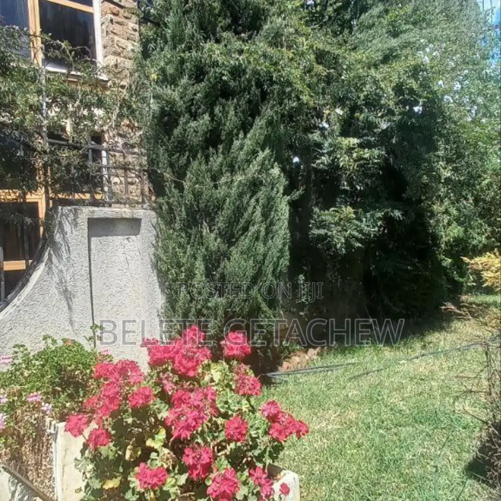 14bdrm House in ሰሚት ፍየልቤት G+2 ዘመናዊ, Bole for sale
