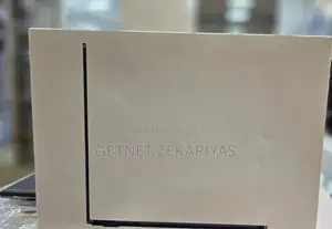 New Laptop Apple MacBook Air 2022 M2 8GB Apple M2 SSD 256GB