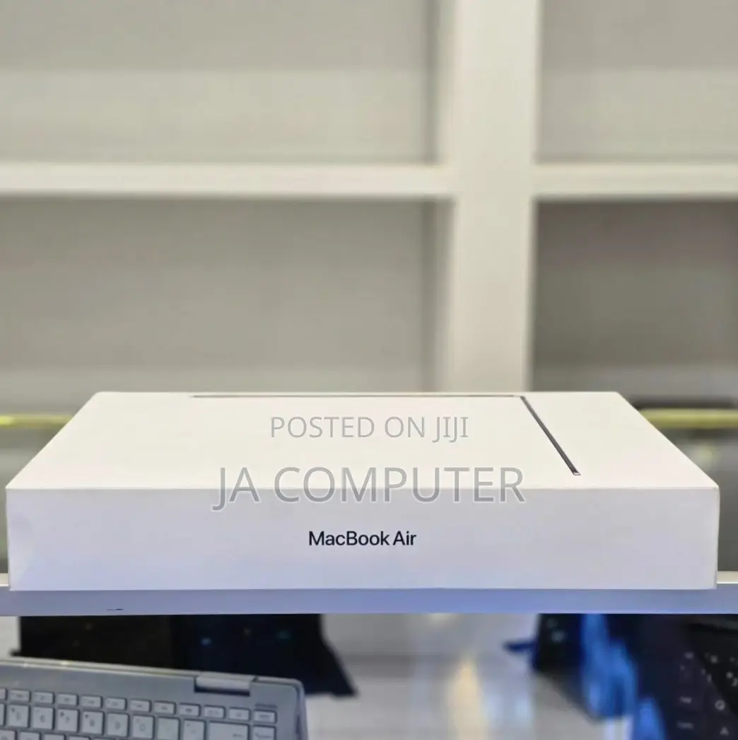 New Laptop Apple MacBook Air 8GB Apple M3 SSD 512GB