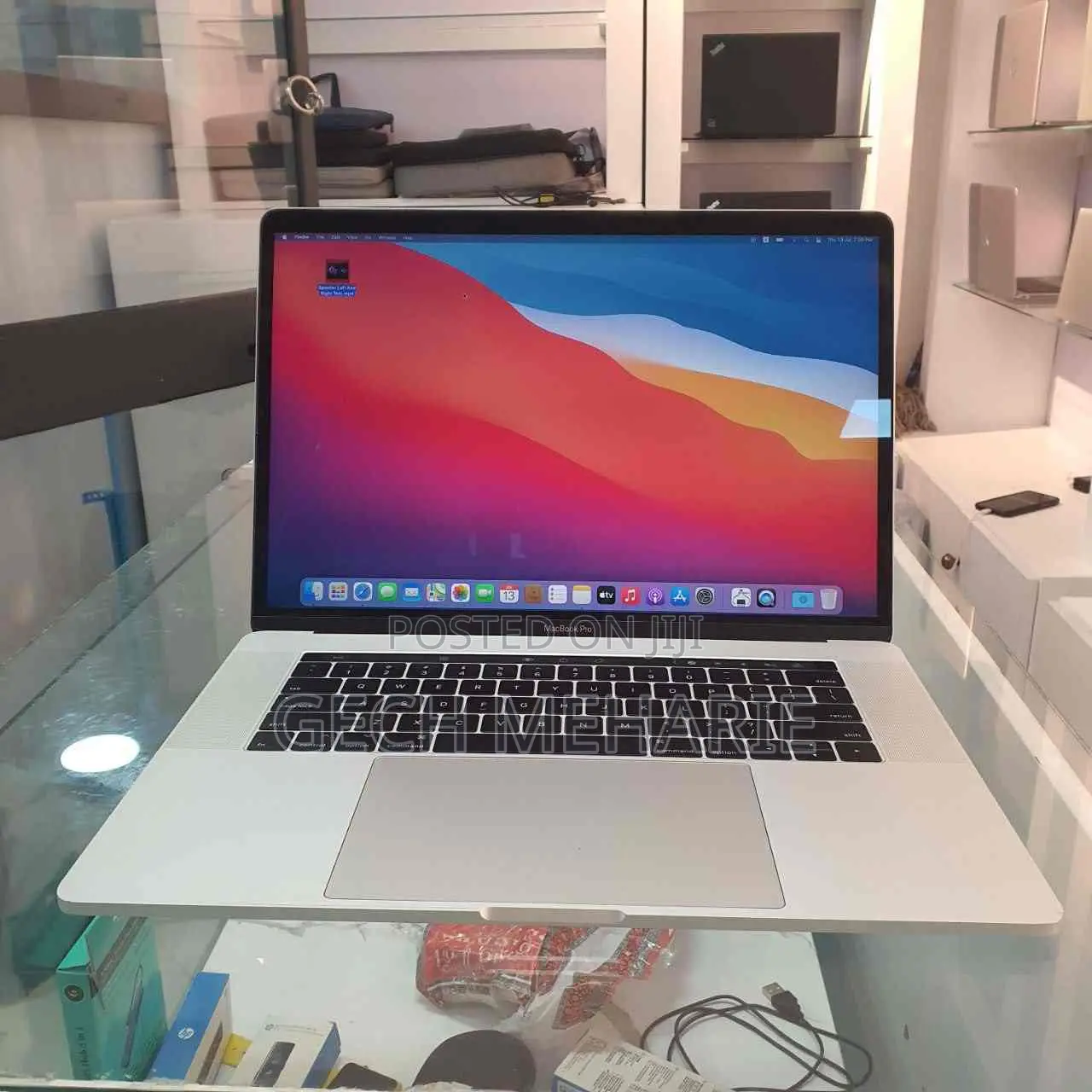 New Laptop Apple MacBook Pro 2017 16GB Intel Core i7 SSD 1T