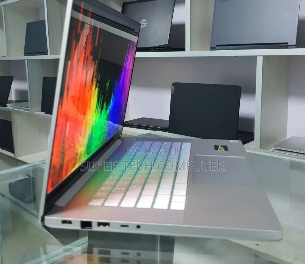 New Laptop Razer Blade 16GB Intel Core I7 SSD 1T