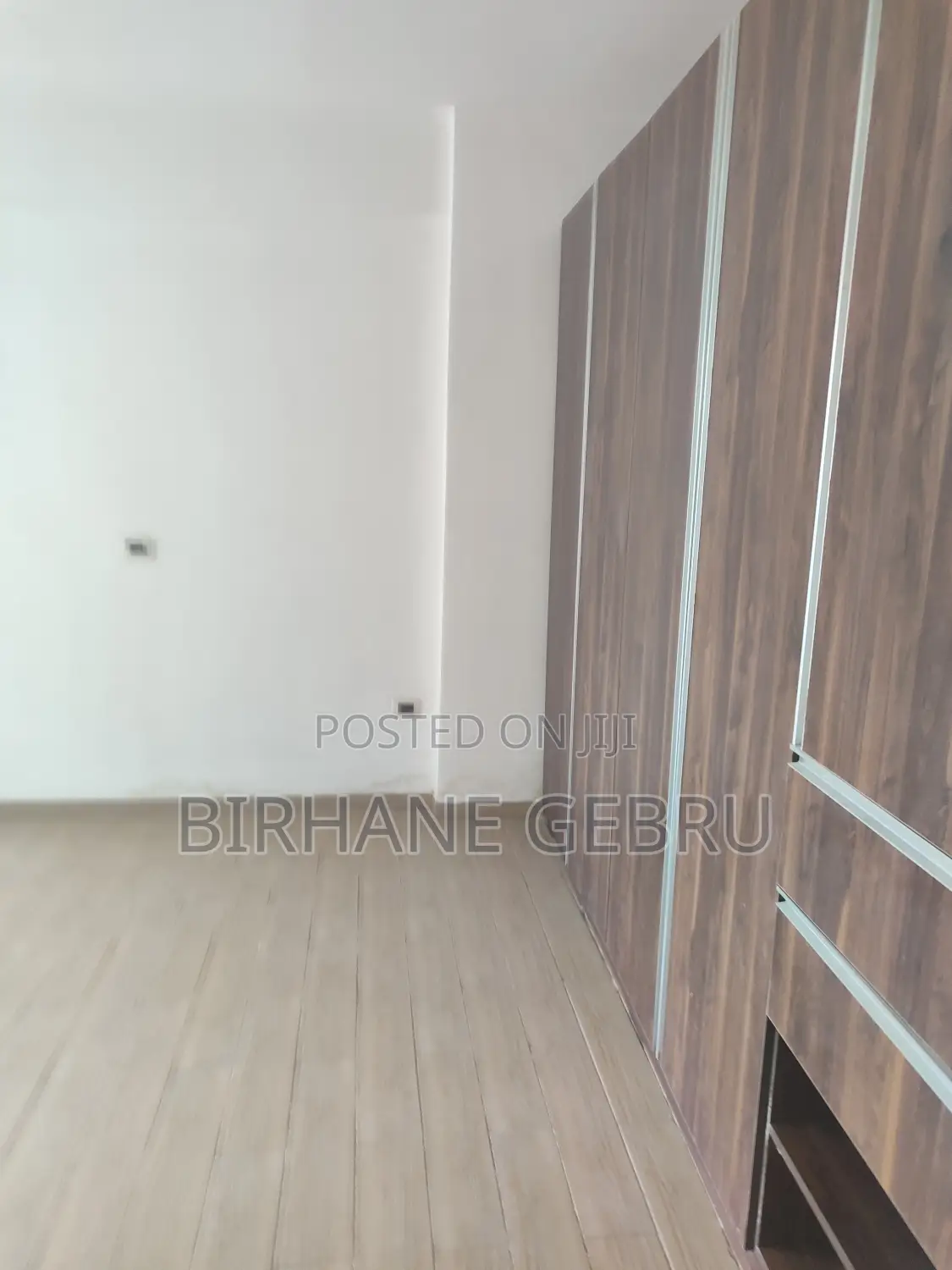 3bed Room Luxure Apartiment Rent