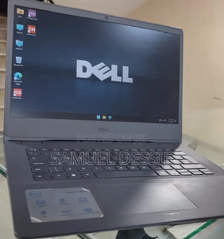 New Laptop Dell Vostro 14 3000 8GB Intel Core I5 SSD 256GB