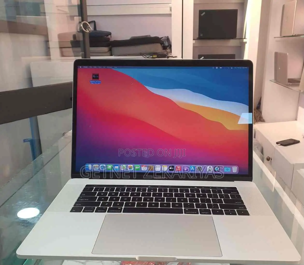 New Laptop Apple MacBook Pro 2017 16GB Intel Core I7 SSD 1T