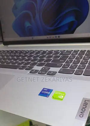 New Laptop Lenovo Ideapad 3 16GB Intel Core I7 SSD 512GB