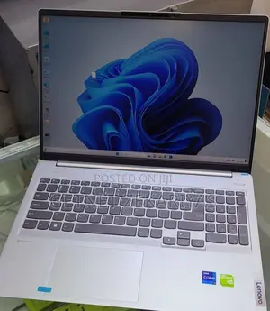 New Laptop Lenovo Ideapad 3 16GB Intel Core I7 SSD 512GB