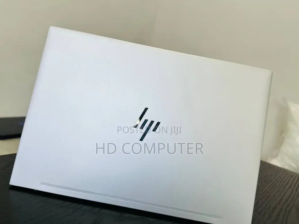 New Laptop HP Envy 14t 16GB Intel Core I5 SSD 512GB