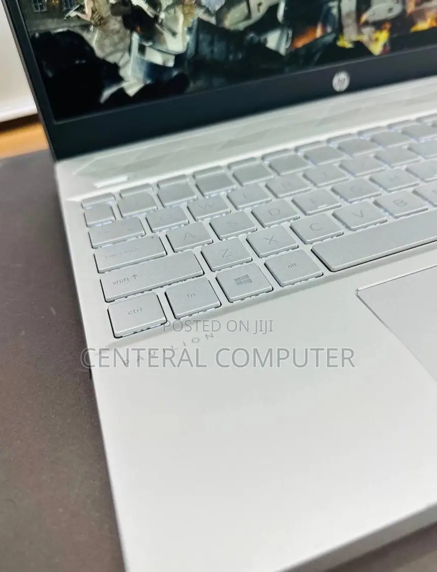 New Laptop HP Pavilion 14-Ce3064st 16GB Intel Core I7 HDD+SSD 500GB