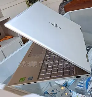 New Laptop HP Envy X360 8GB Intel Core I5 SSD 512GB