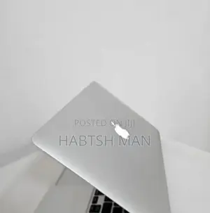 New Laptop Apple MacBook Air 2015 4GB Intel Core i5 SSD 128GB