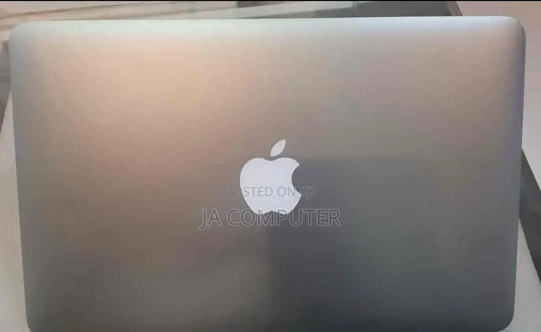 New Laptop Apple MacBook Air 2011 4GB Intel Core I3 SSD 128GB