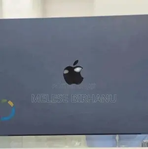 New Laptop Apple MacBook Air 2022 M2 16GB Apple M2 SSD 512GB