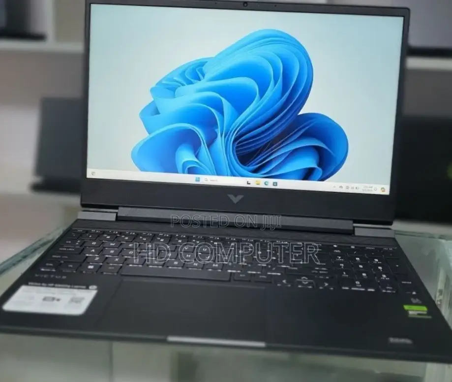 New Laptop HP Victus 16 16GB Intel Core I7 SSD 512GB