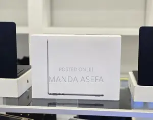 New Laptop Apple MacBook Air 2022 M2 16GB Apple M2 SSD 1T