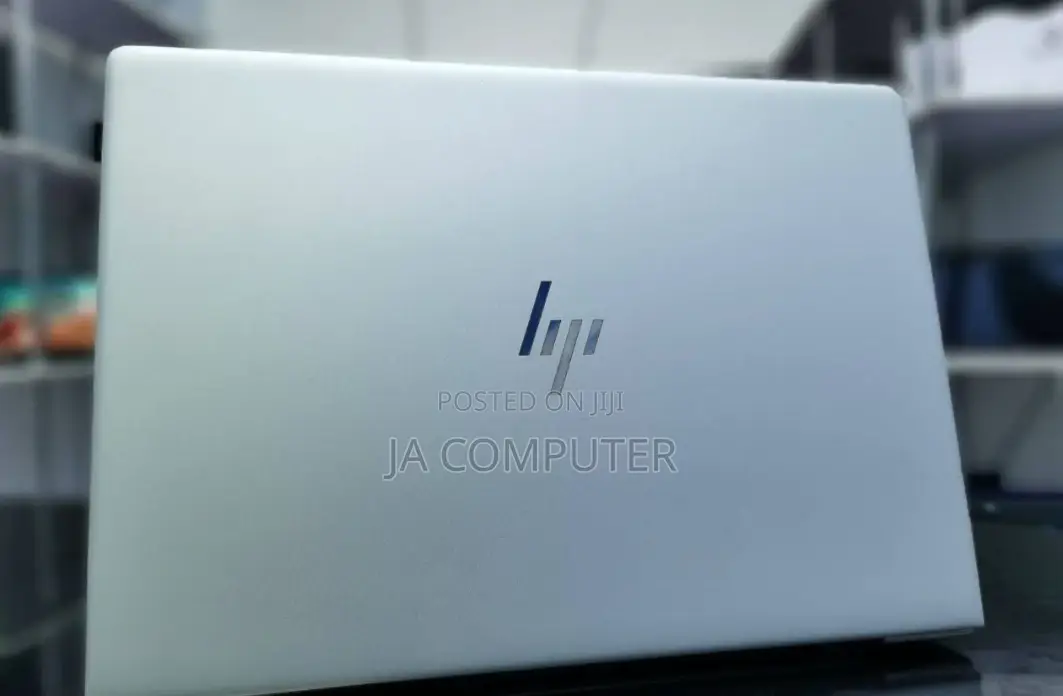 New Laptop HP EliteBook 845 G8 16GB AMD Ryzen 5 SSD 512GB