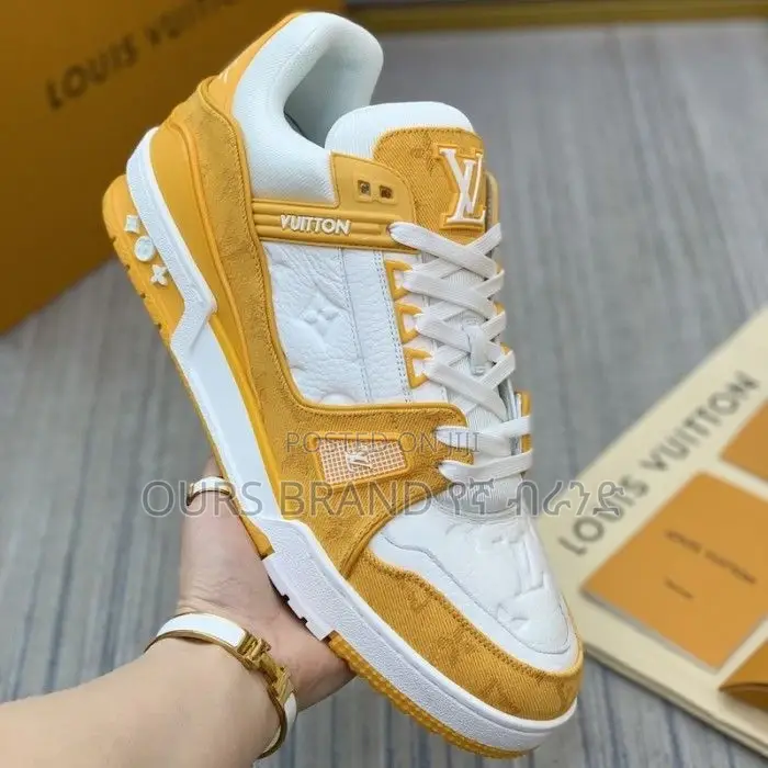 Louis Vuitton Trainer's Master Quality Shoes