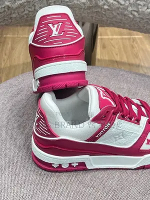 Louis Vuitton Trainer's Master Quality Shoes