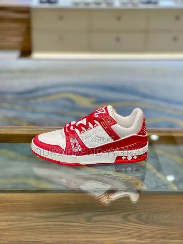 Louis Vuitton Trainer's Master Quality Shoes