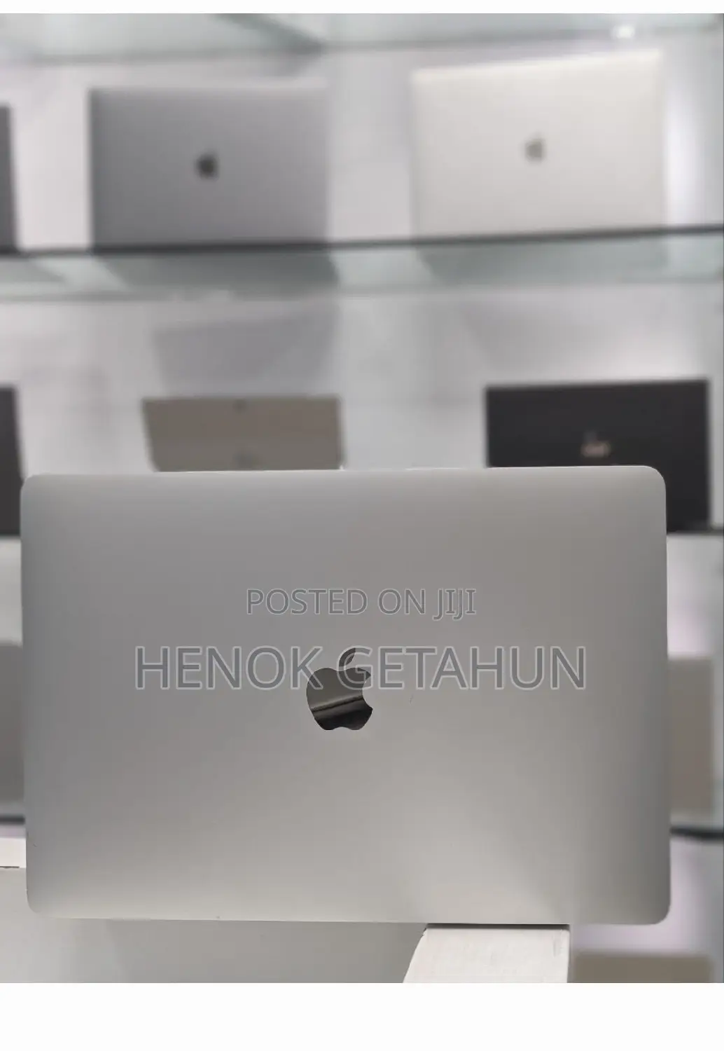 New Laptop Apple MacBook Pro 2018 16GB Intel Core I7 SSD 512GB