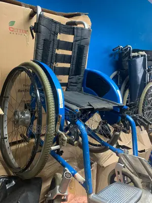 Small Size Wheelchair》Made in USA Wheelchair》Wheelchair》