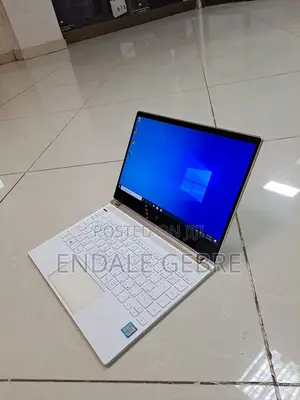 New Laptop HP Spectre 8GB Intel Core I5 SSD 512GB
