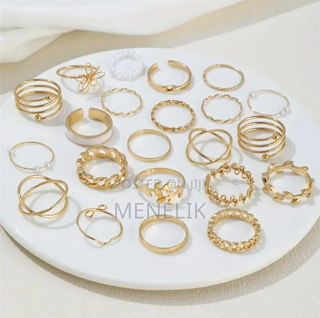 Trendy Rings