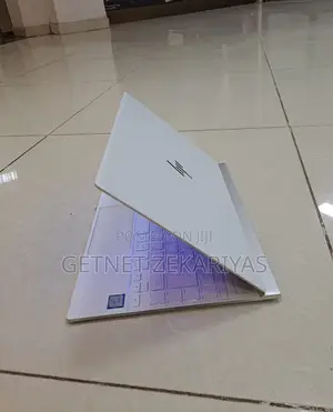 New Laptop HP Spectre 14 8GB Intel Core I5 SSD 512GB