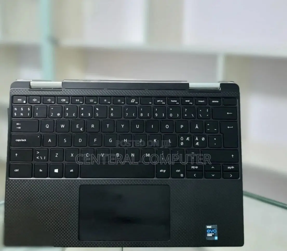 New Laptop Dell XPS 13 9350 16GB Intel Core I7 SSD 512GB