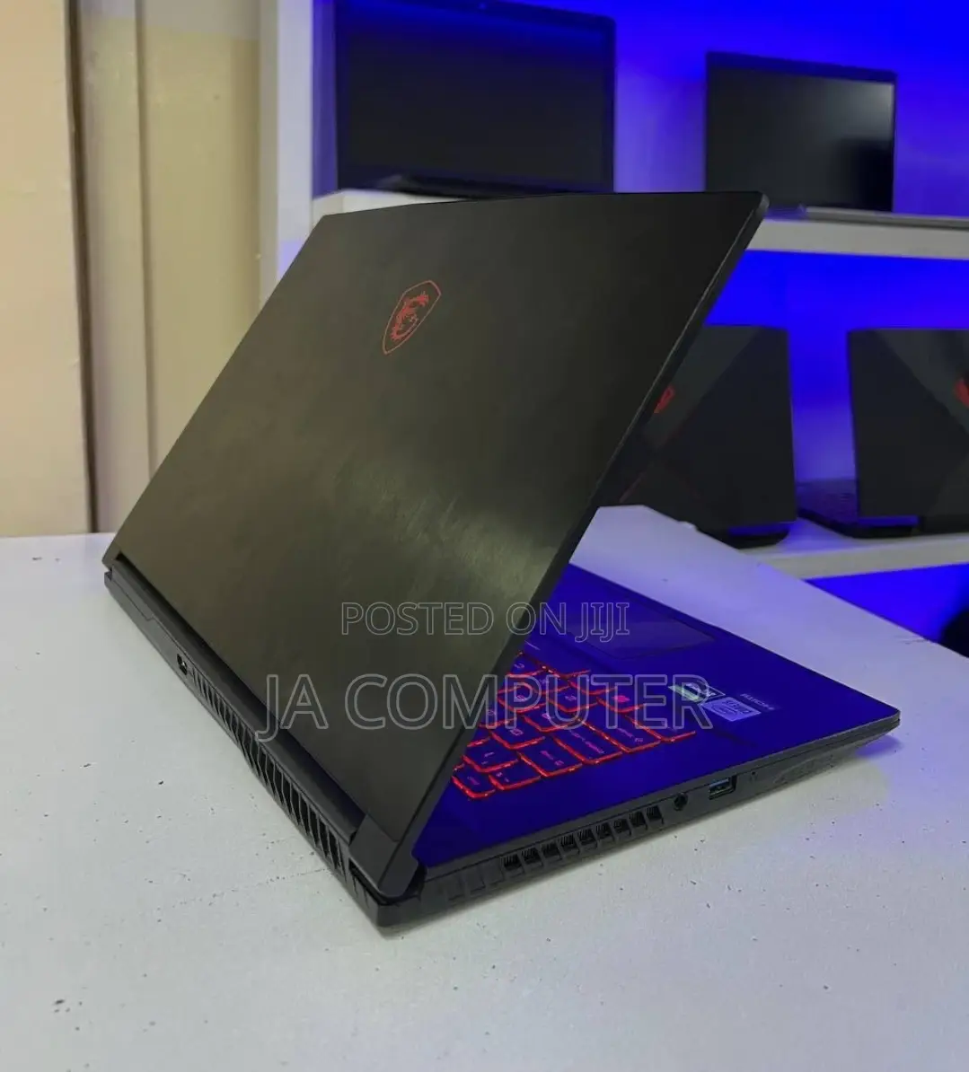 New Laptop MSI GE66 Raider 16GB Intel Core I7 SSD 512GB