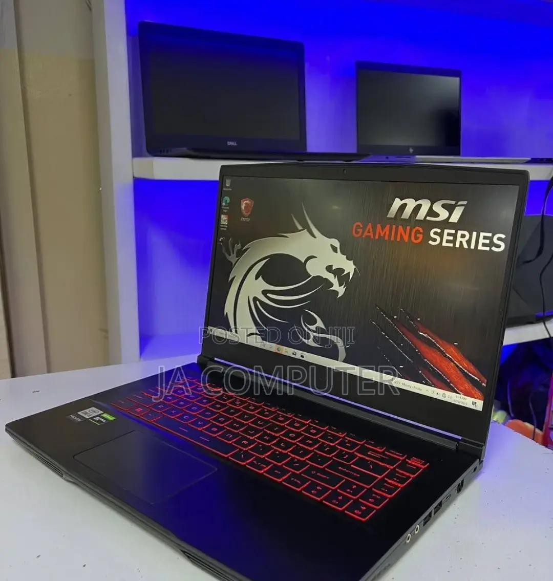 New Laptop MSI GE66 Raider 16GB Intel Core I7 SSD 512GB