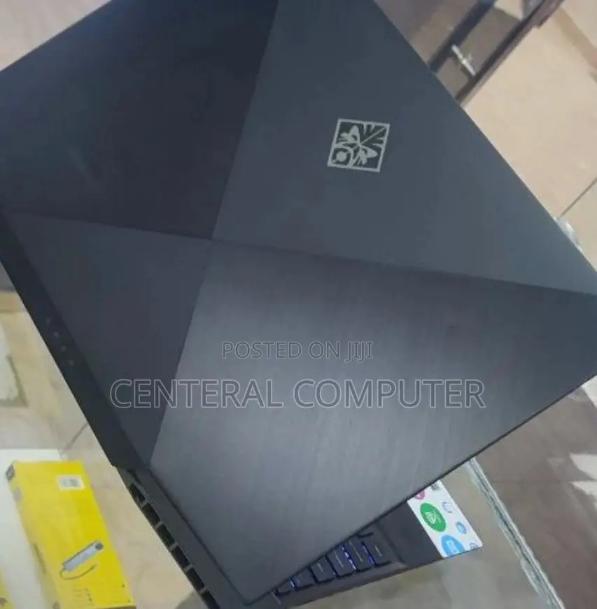 New Laptop HP Omen 17 32GB Intel Core I7 SSD 1T