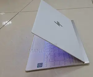 Photo - New Laptop HP Spectre 8GB Intel Core I5 SSD 512GB