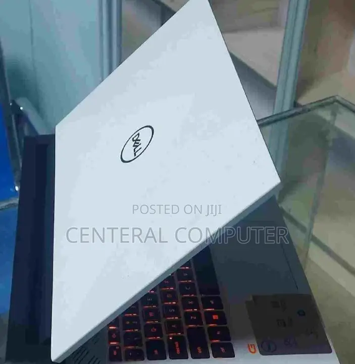 New Laptop Dell G15 5511 16GB Intel Core I7 SSD 512GB