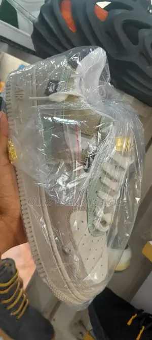 Nike Air Force 1 High Master Quality Luxurious Sneakers Sho