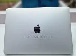 Photo - New Laptop Apple MacBook Pro 2020 8GB Intel Core I5 SSD 256GB